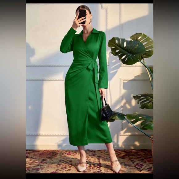 Solid Wrap Tie Side Dress - Picture 4 of 7